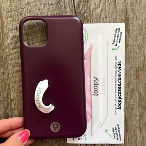 Loopy Case iPhone 11 Maroon Color